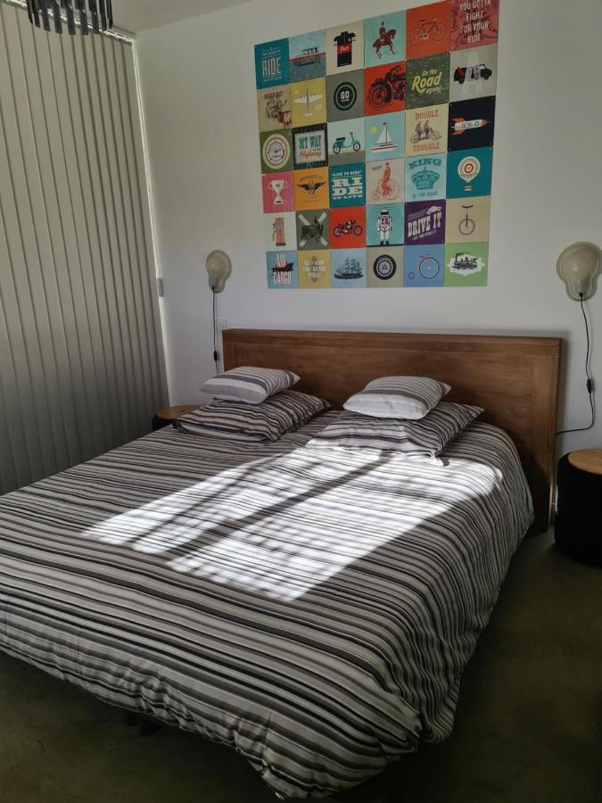 Le Gite Des Cadieres Apartment Evenos Bagian luar foto