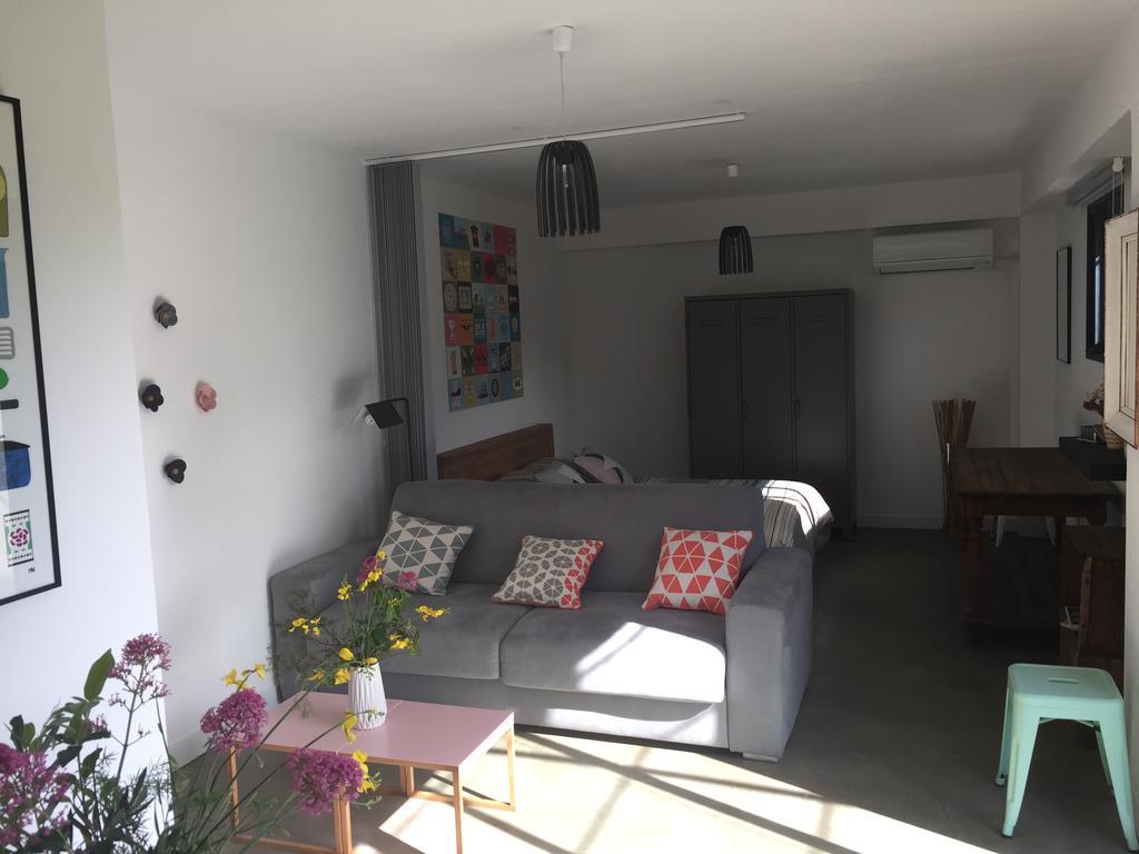 Le Gite Des Cadieres Apartment Evenos Bagian luar foto